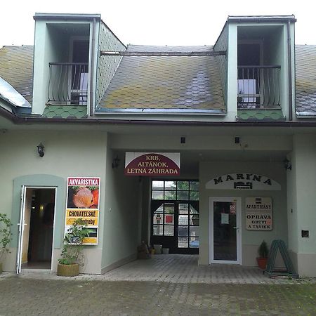 Penzion Marina Pri Slovenskej Restauracii เบรซโน ภายนอก รูปภาพ